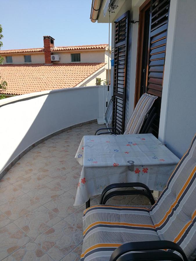 Apartment Nela Vinkuran Extérieur photo